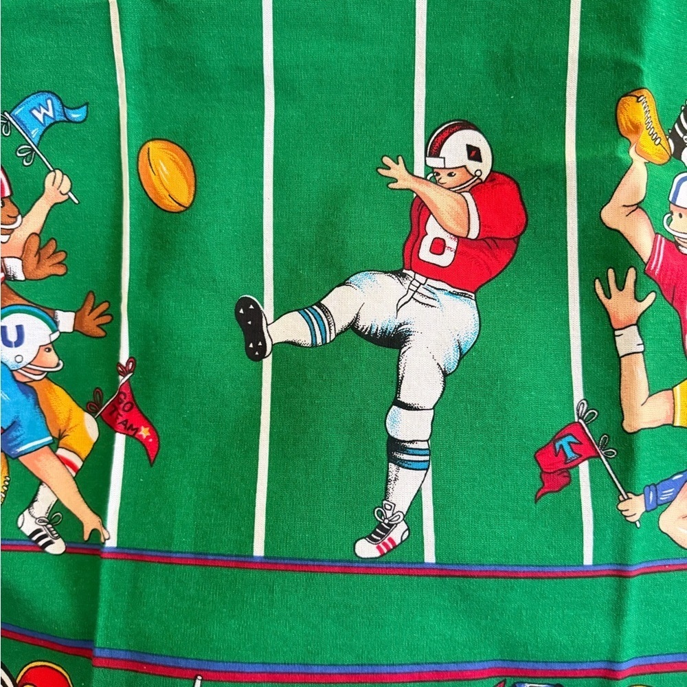 Vintage Fashion Industries 1995 Football Party Tablecloth 60" x 80" - Picture 4 of 8